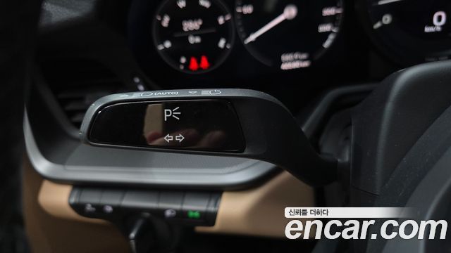 بورش 911 (992)