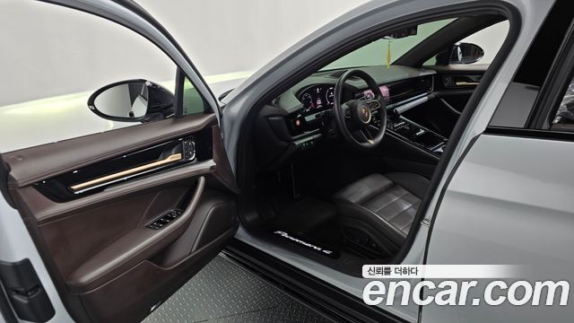 بورش باناميرا (976) 2.9 AWD