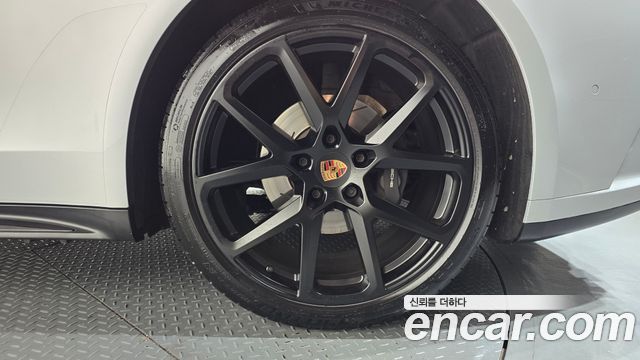 بورش باناميرا (976) 2.9 AWD