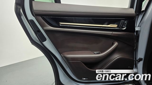 بورش باناميرا (976) 2.9 AWD