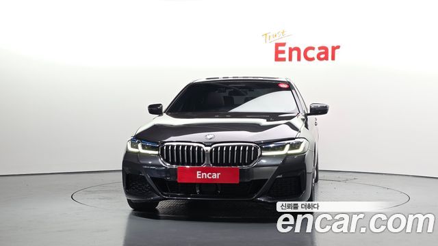 بي ام دبليو الفئة الخامسة (G30) 530i xDrive M