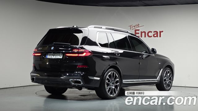بي ام دبليو X7 xDrive 40i M 6 G07