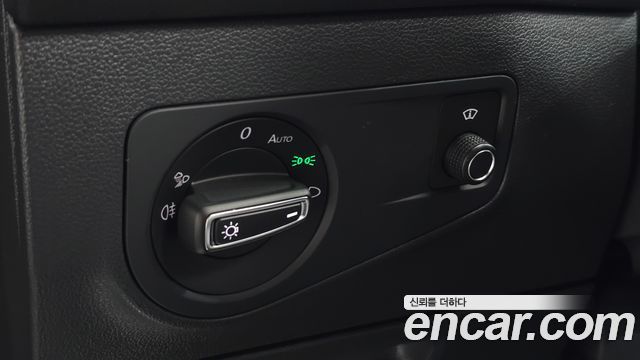 فولكس واجن تيجوان 2.0 TSI