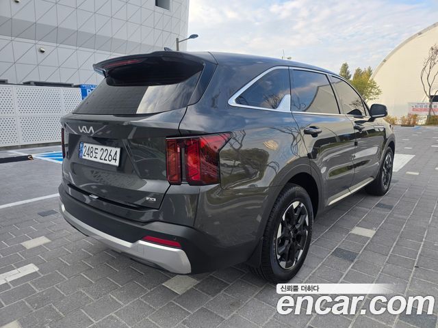كيا سورينتو 4 2.2 4WD