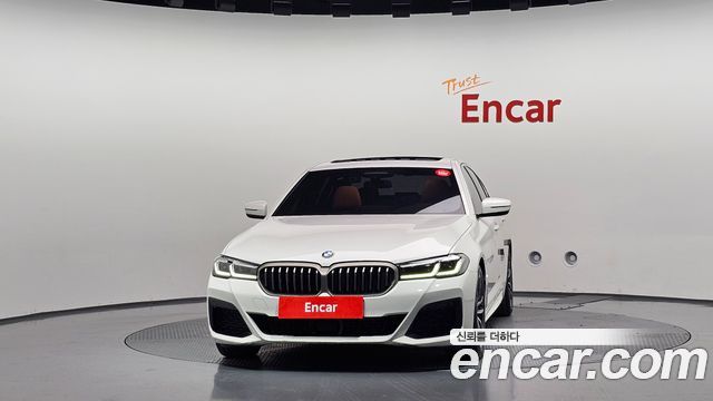 بي ام دبليو الفئة الخامسة (G30) 520i M